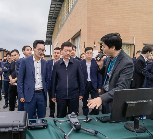 以“数智”技术为基，，大红鹰娱乐官网筑智慧农业新高地