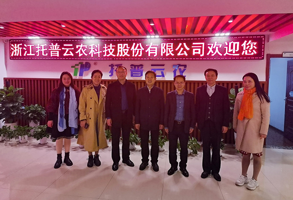 湖北省农业村落厅一级巡视员李顺清一行赴大红鹰娱乐官网调查互换 湖北省农业村落厅一级巡视员李顺清一行赴大红鹰娱乐官网调查互换
